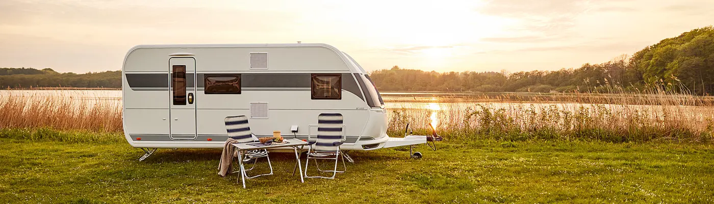 Uppställd husvagn från Hobby